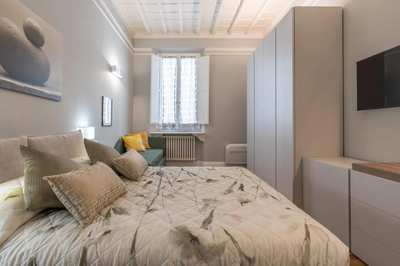 Firenze Rentals Deluxe Corso 5